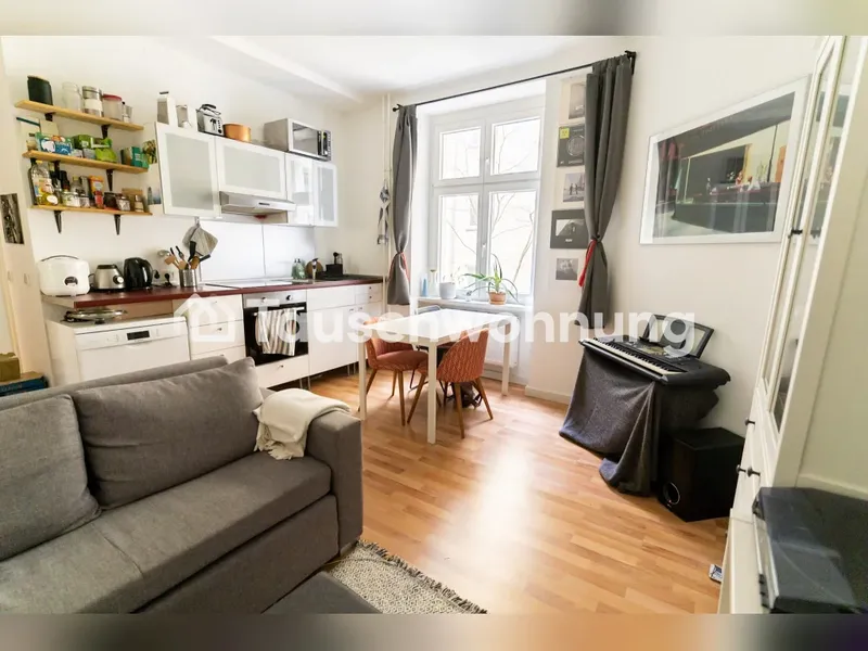 Tauschwohnung: 2 Zimmer Wrangelkiez (an der Spree)– gegen größere Wohnung — photo 1
